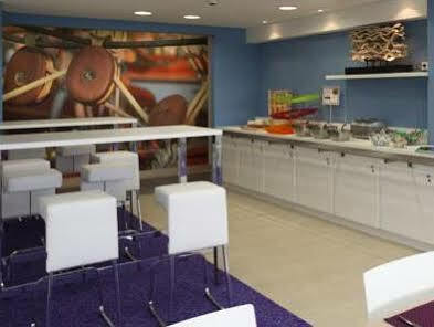 Ibis Styles Centre Hotel 3*