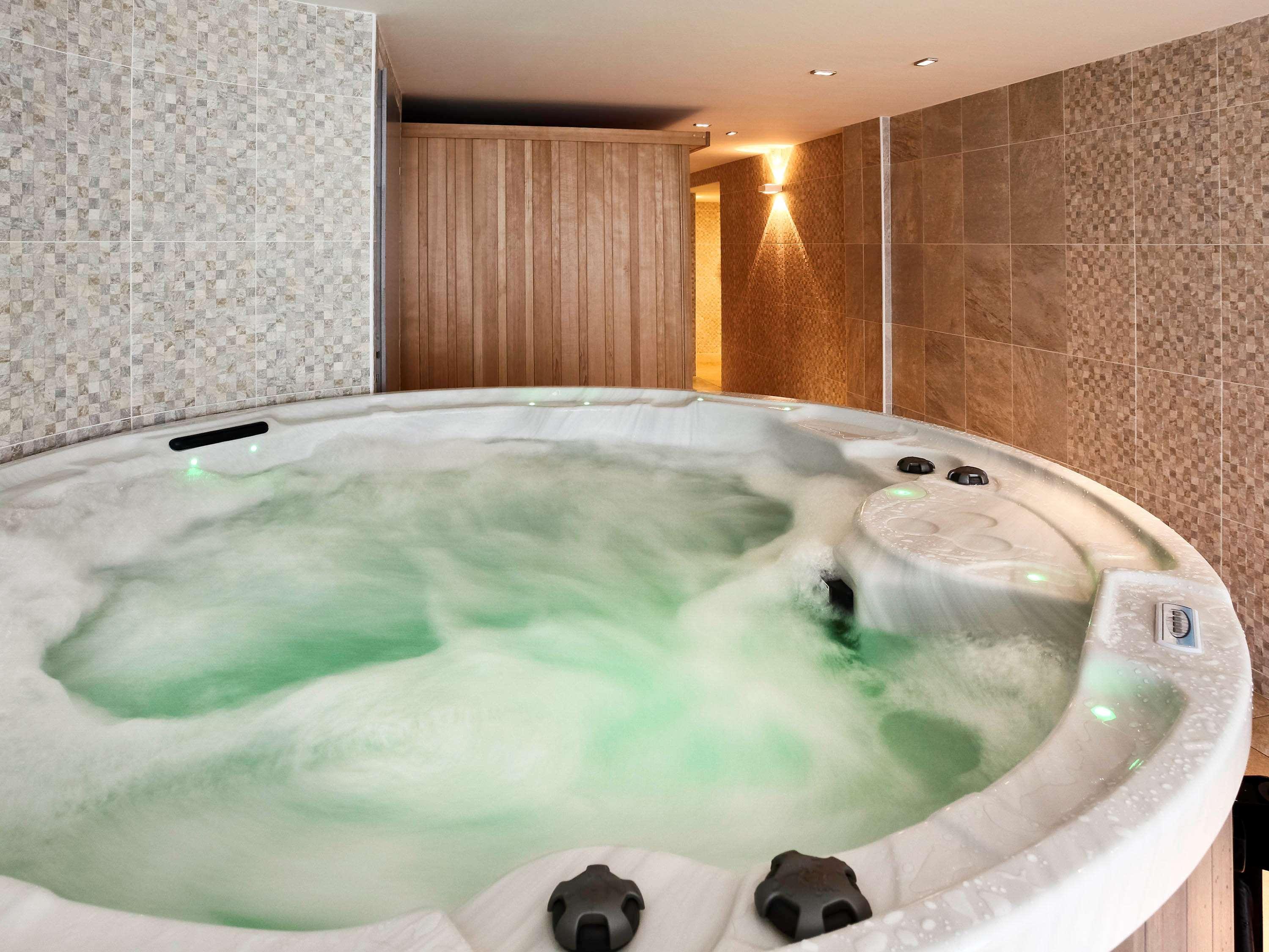 Ibis Styles Centre Hotel 3*