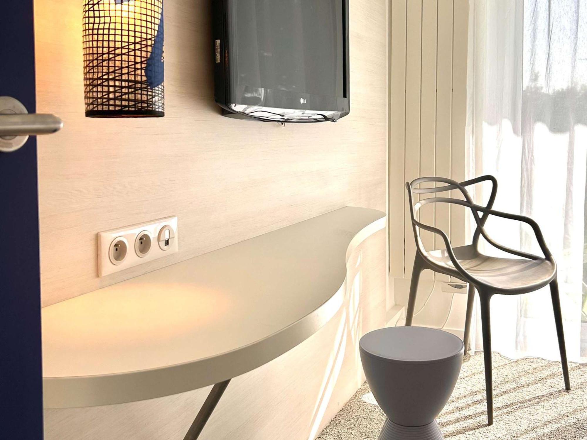 Ibis Styles Centre 3*