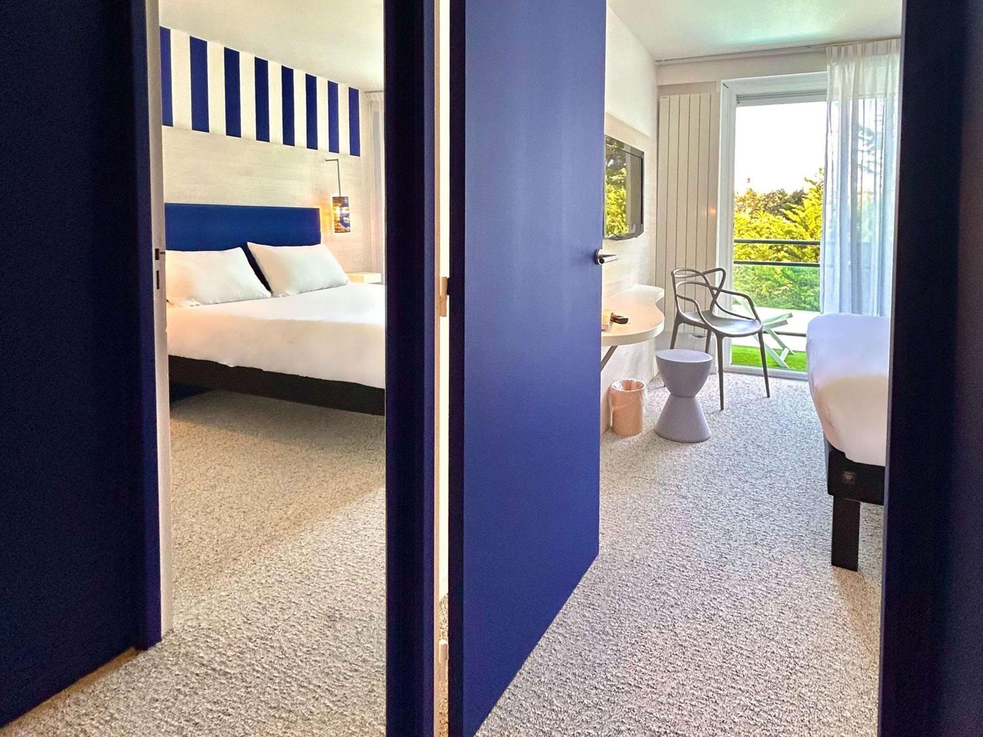 Ibis Styles Centre 3*