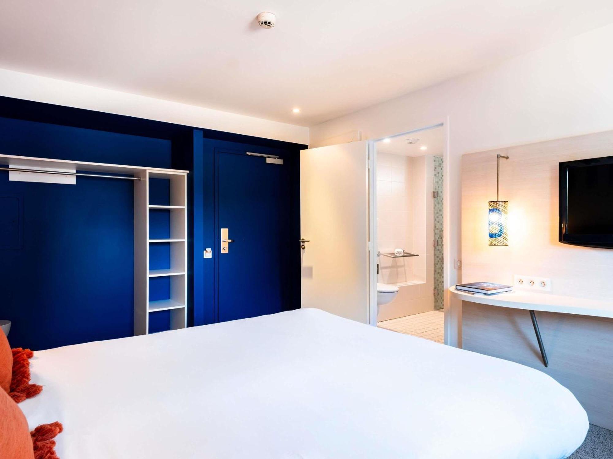 Ibis Styles Centre Hotel 3*