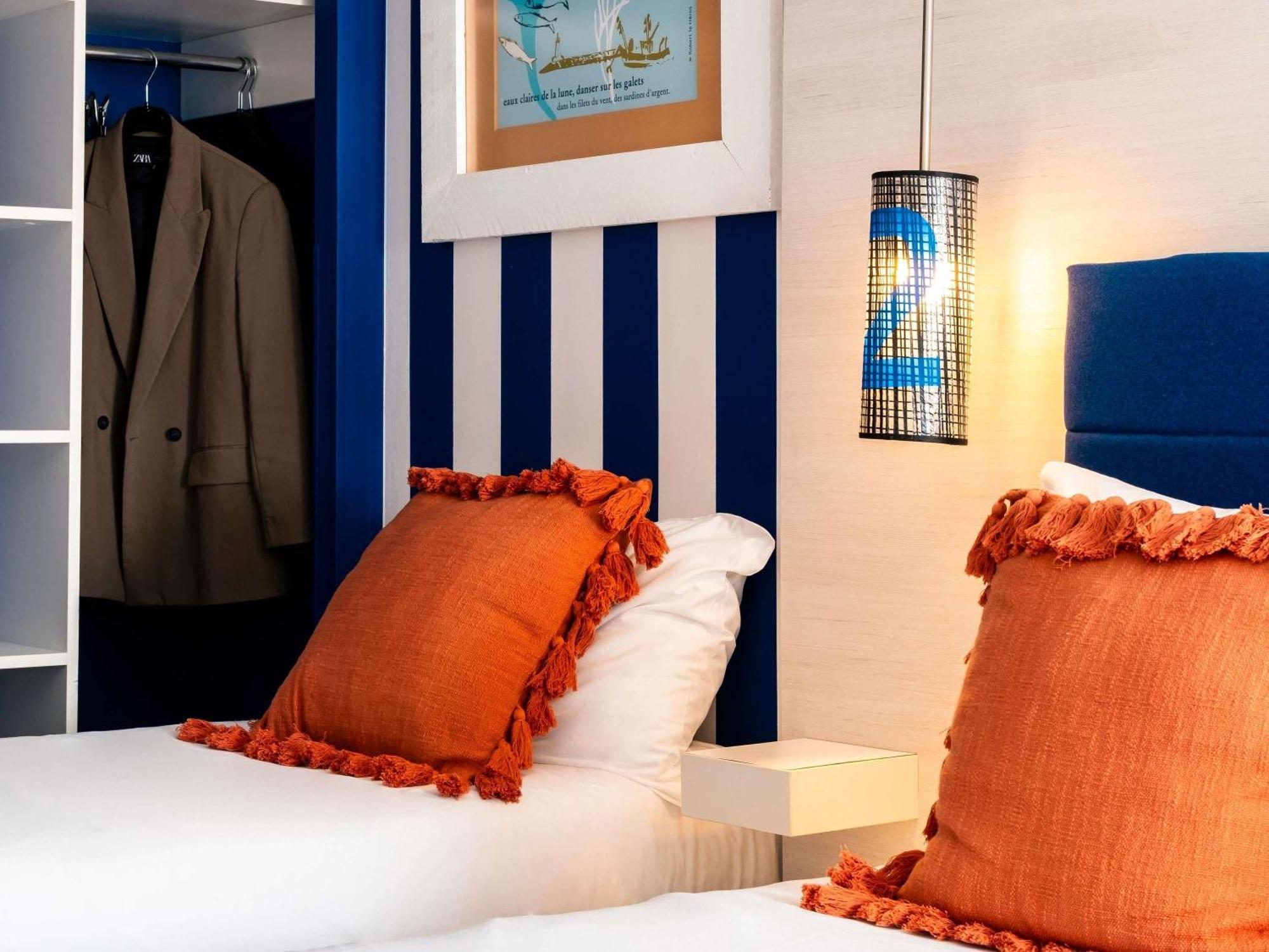 Ibis Styles Centre 3*